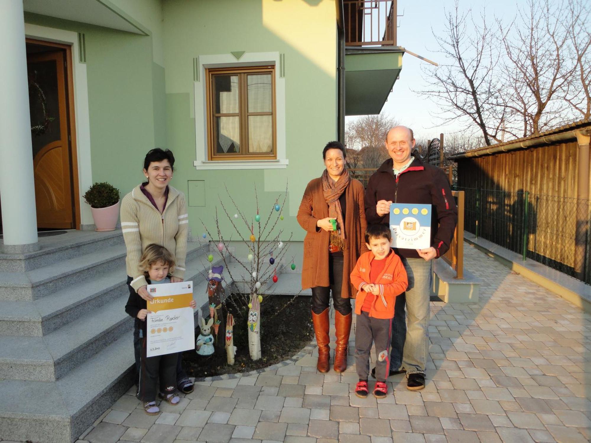 Gaestezimmer Rieder Staatz Exterior photo